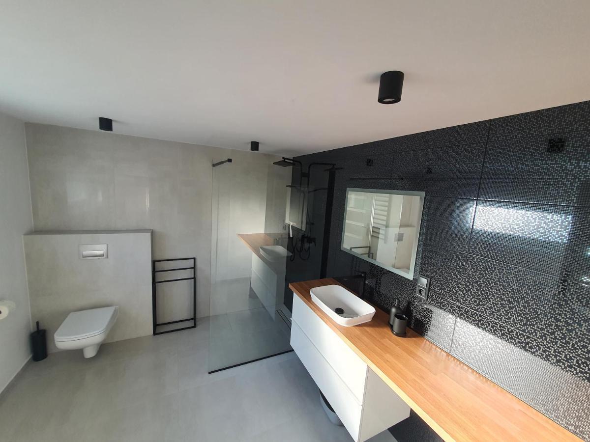 Апартаменты Apartament Przedswit Мронгово Экстерьер фото